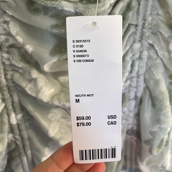 M // Urban Outfitters NWT Light Green Burnout Velvet Jacquard Ruched Mini Skirt - Picture 2 of 6